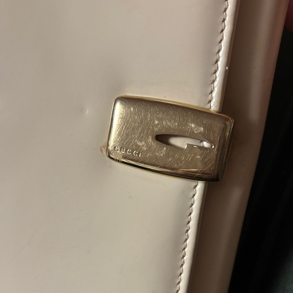Gucci Cream Leather Clutch Wallet - Picture 2 of 4